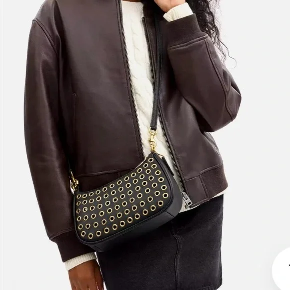 Coach Teri Shoulder Bag CY646 Black Leather Gold Hardware Crossbody  Purse - Picture 2 of 15